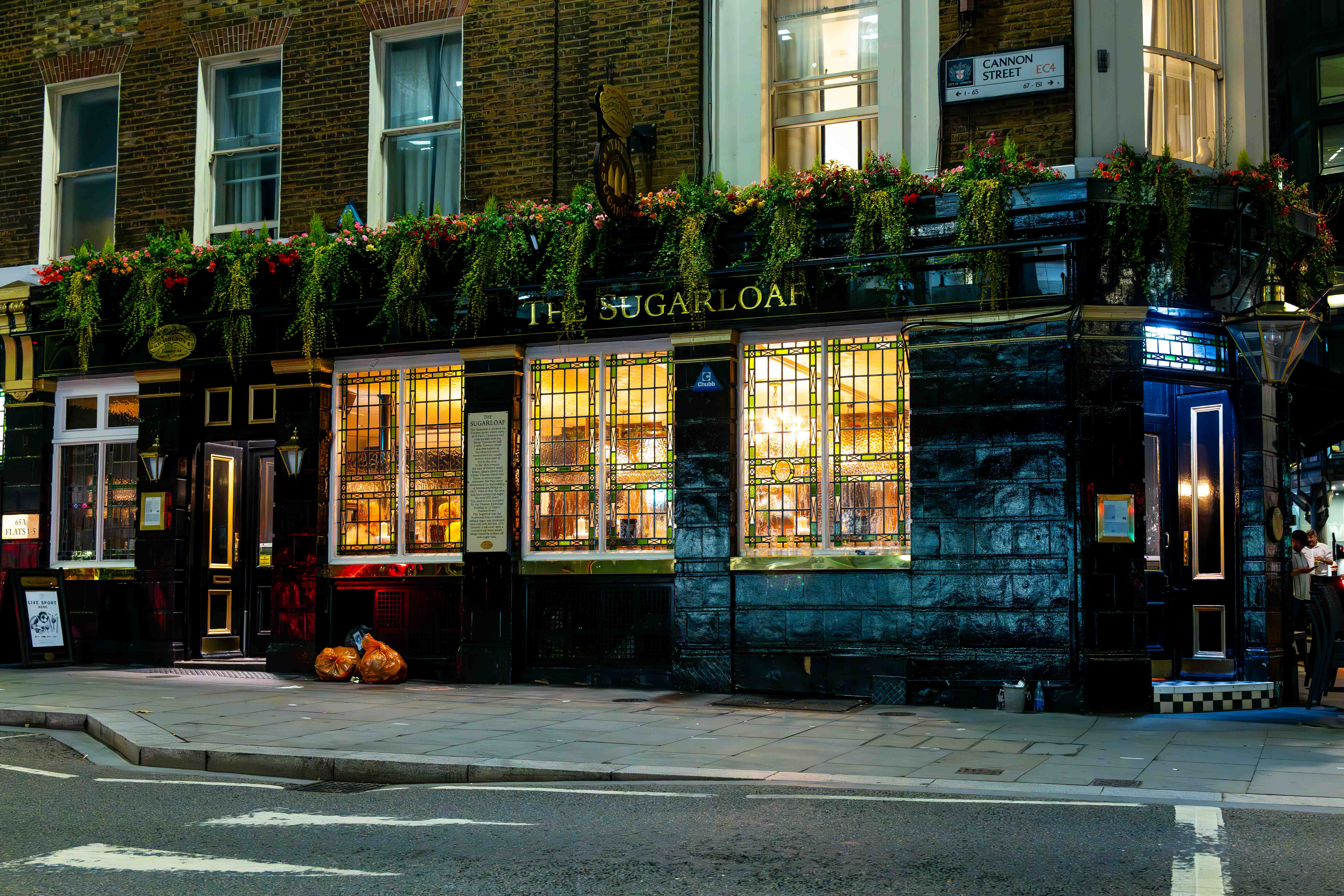The Sugarloaf Pub - City of London